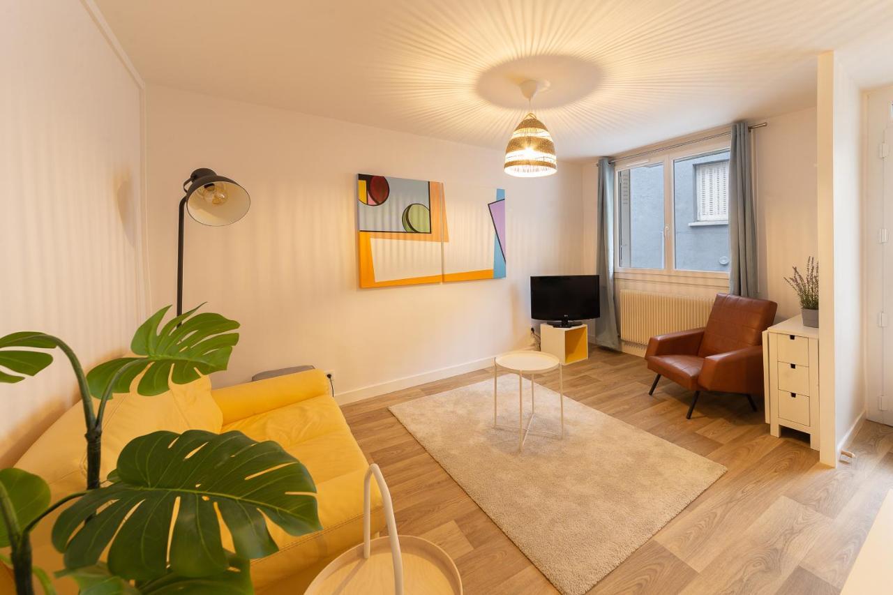 T3 Lumineux, Refait à Neuf En Avril 2022. Appartement *